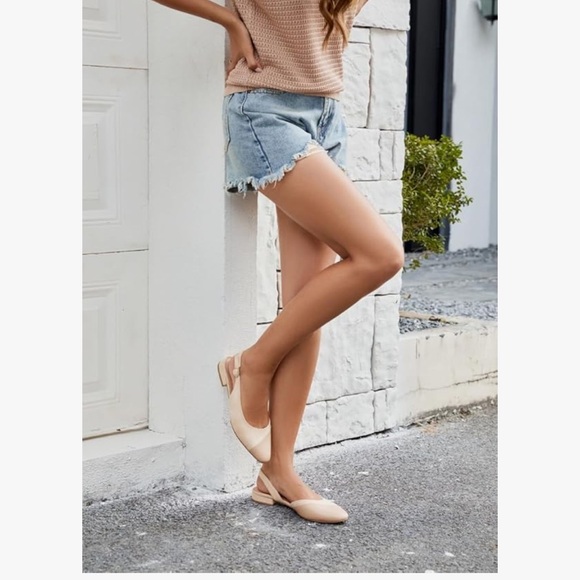 Women's Beige Slingback Flats 2.24 kitten heels - Picture 14 of 16